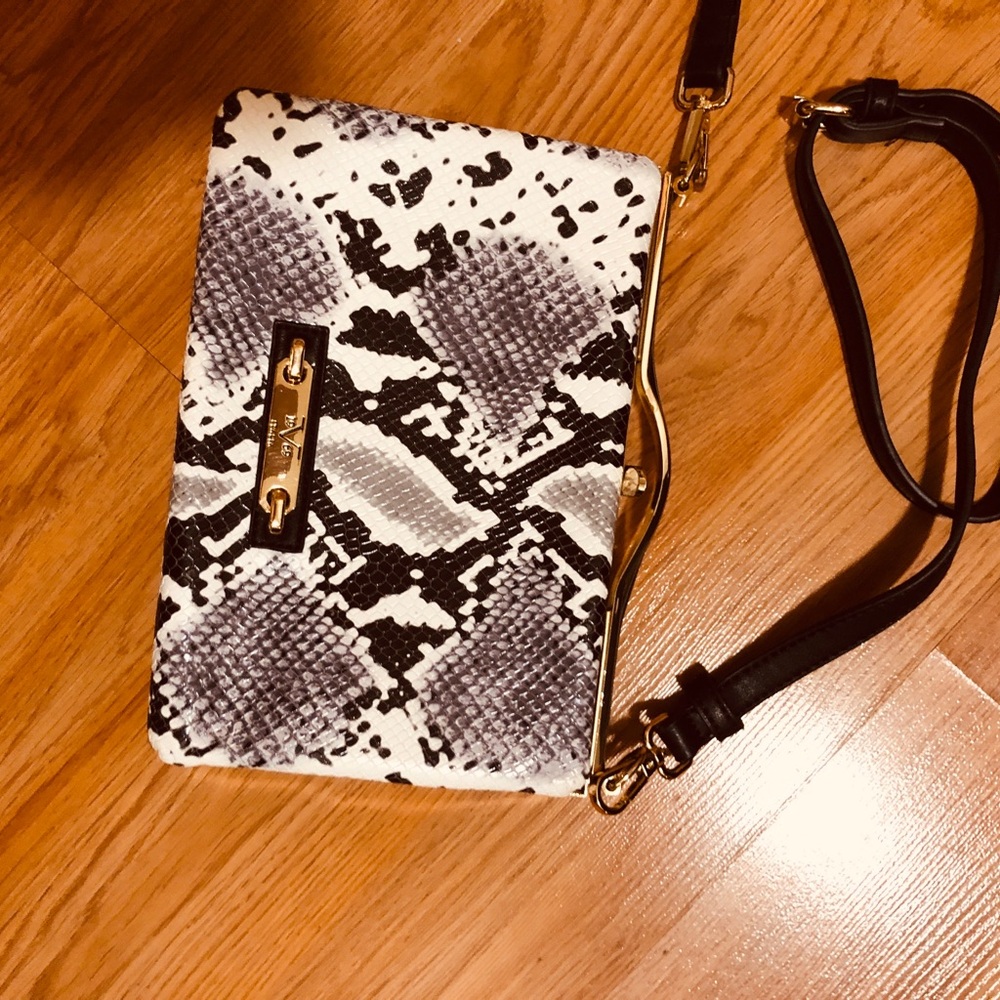 Versace Monochrome Patterned Clutch - image 5